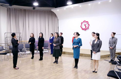 酒店服務(wù)禮儀培訓(xùn)大全 專業(yè)、貼心與優(yōu)雅的實(shí)踐指南